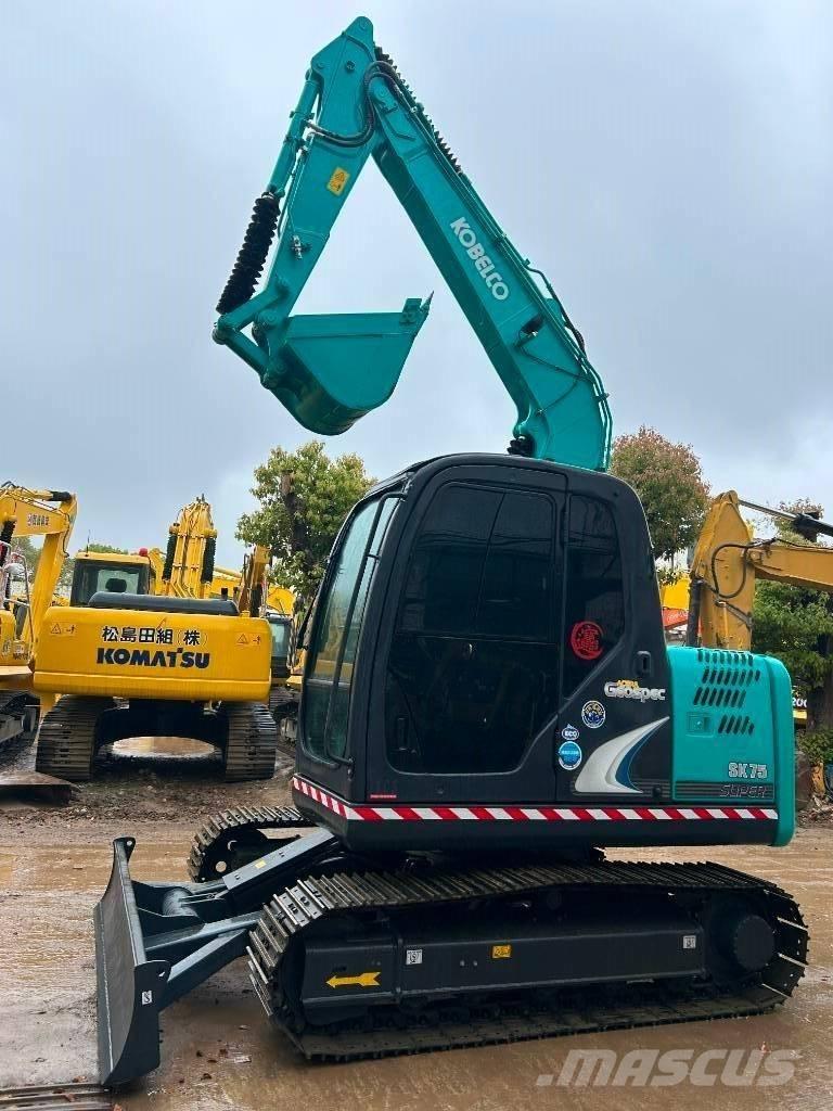 Kobelco SK 75 Mini pelle < 7t