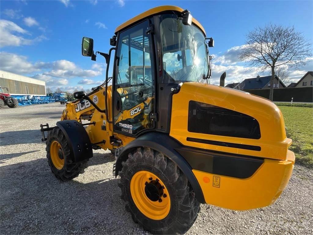 JCB TM 220 Agri Chargeuse sur pneus