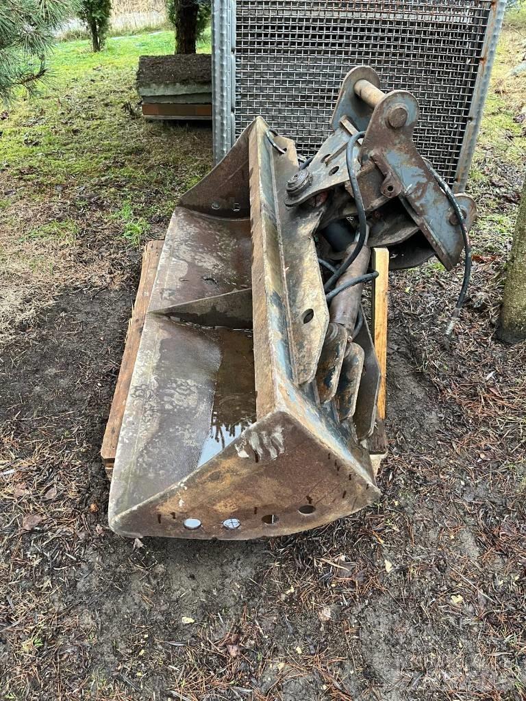 Komatsu 1600 Godet