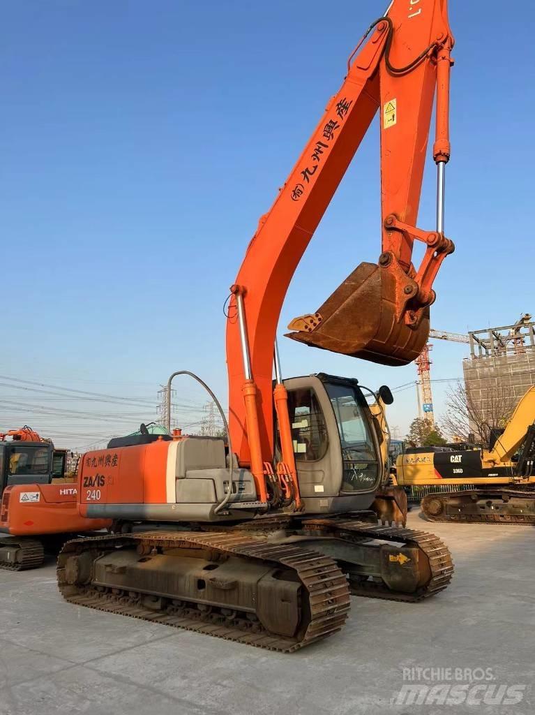 Hitachi ZX 240 Pelle sur chenilles
