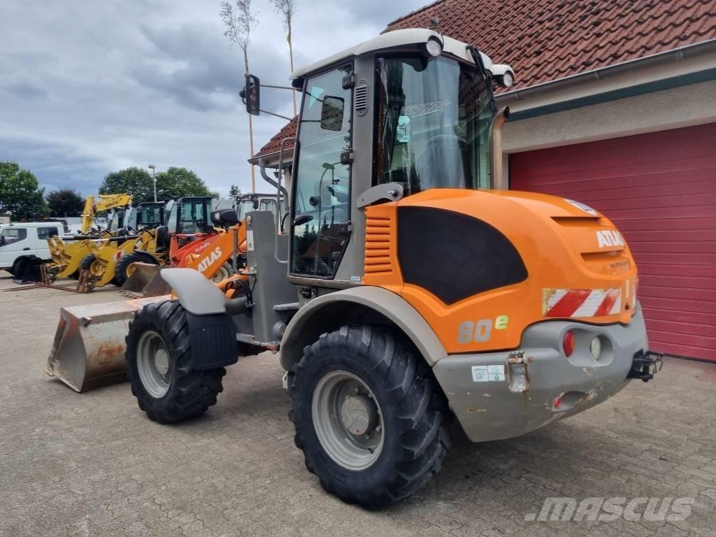 Atlas AR 80 Chargeuse sur pneus