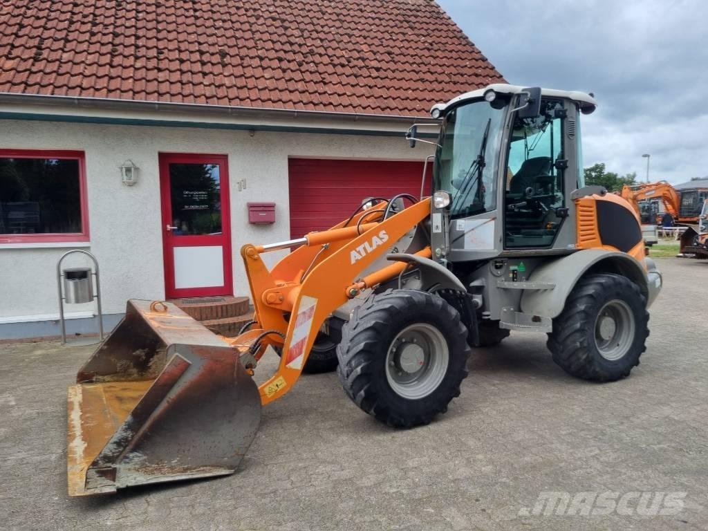 Atlas AR 80 Chargeuse sur pneus