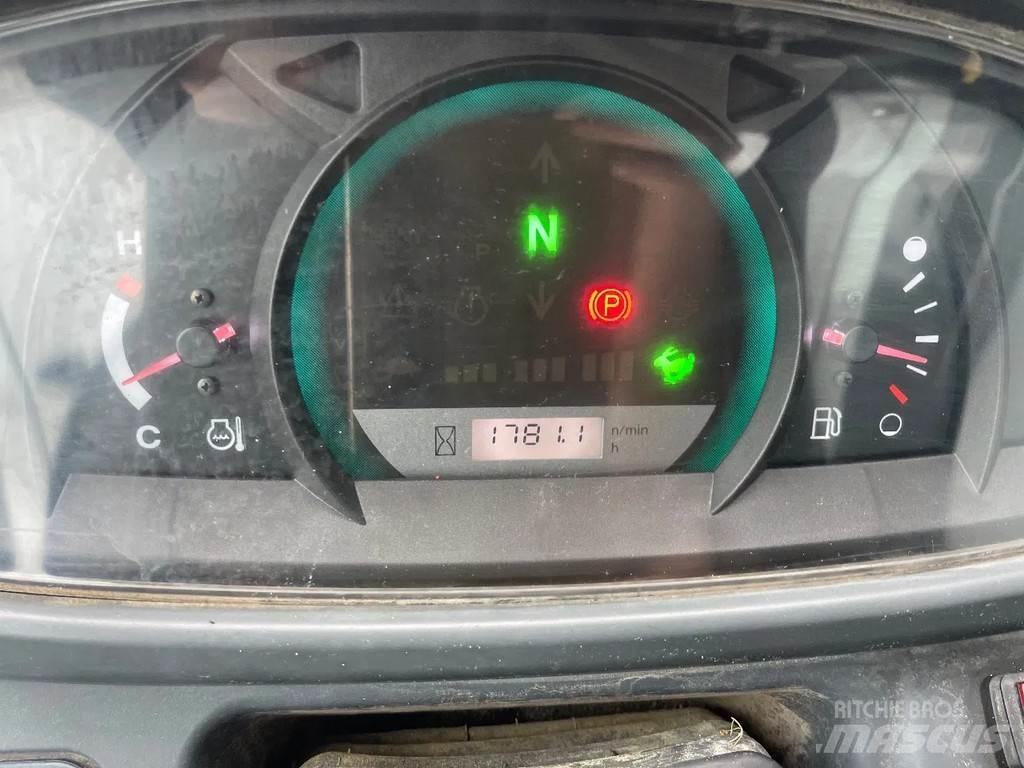 Kubota R065 Chargeuse sur pneus