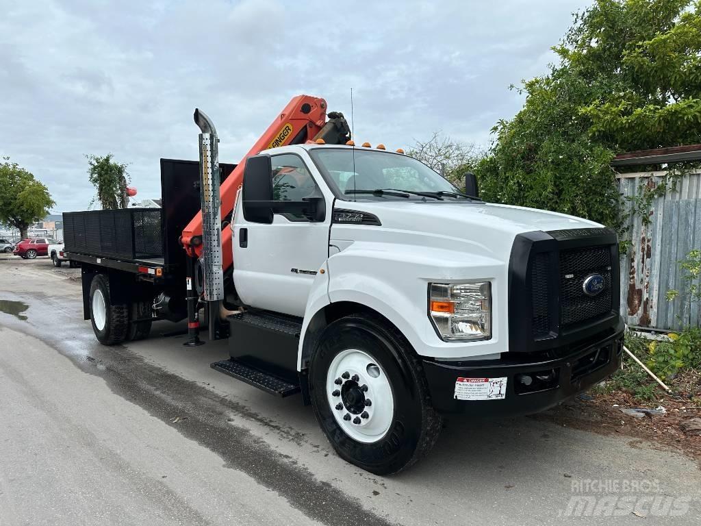 Ford F 750 SD Camion plateau ridelle avec grue