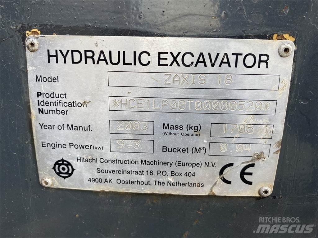 Hitachi ZX18 Pelle sur pneus
