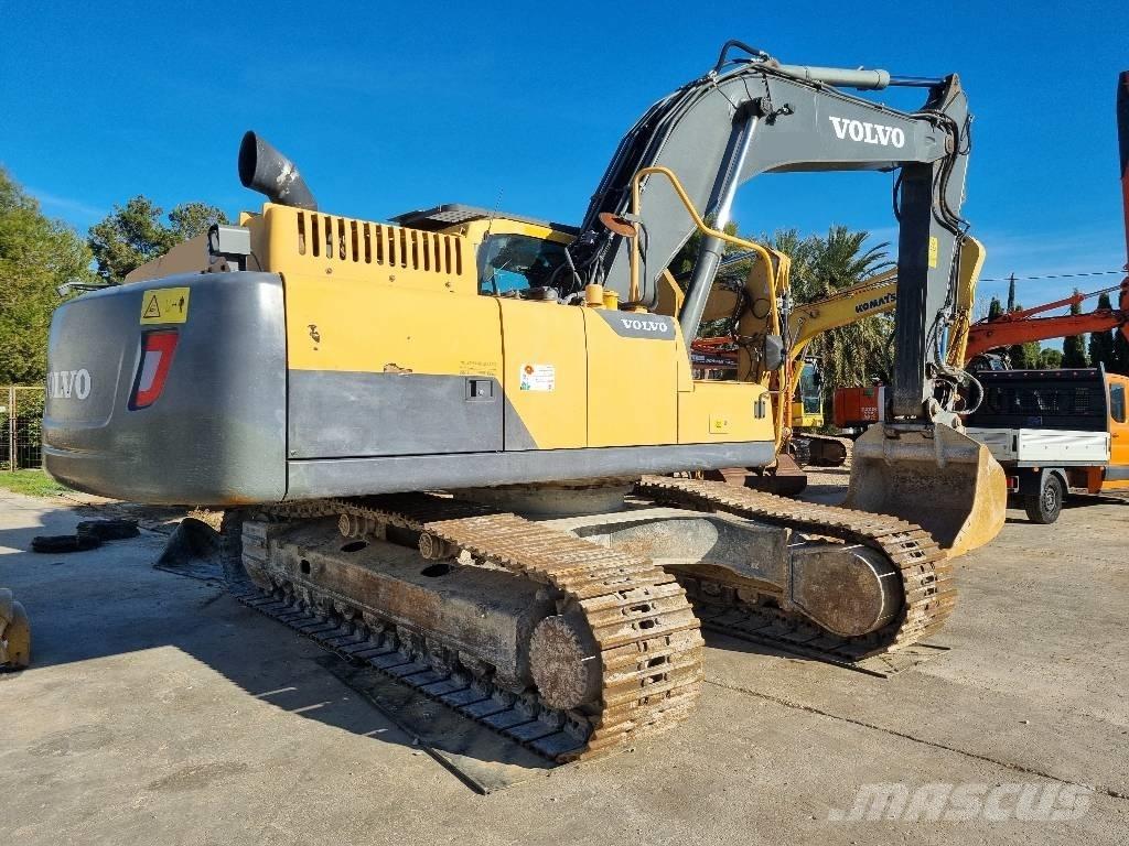 Volvo EC300DNL Pelle sur chenilles