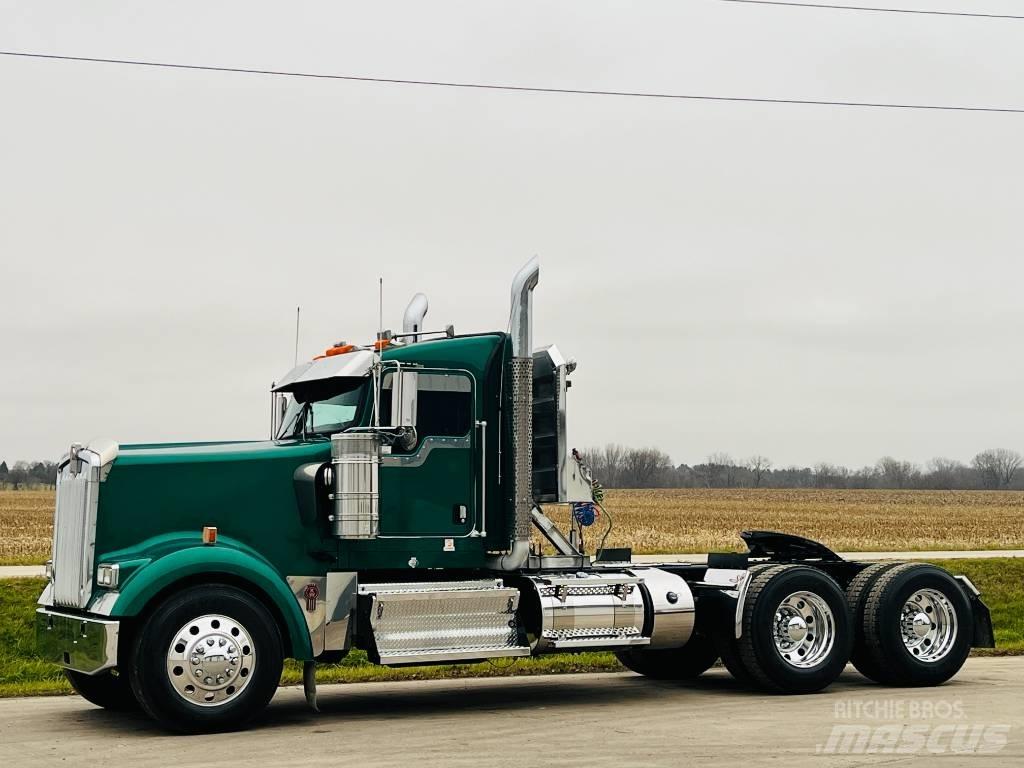 Kenworth W 900 Tracteur routier