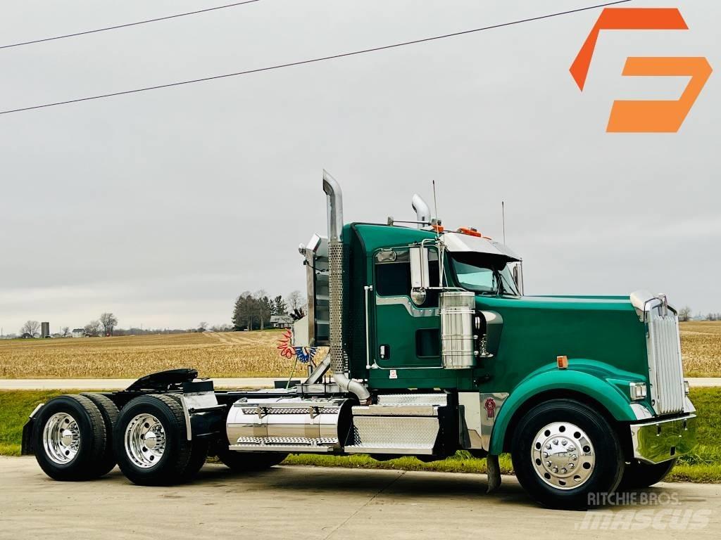 Kenworth W 900 Tracteur routier