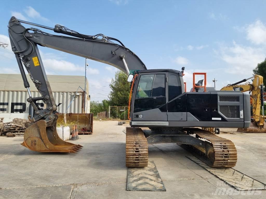 Volvo EC220EL Pelle sur chenilles