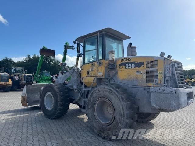 Komatsu WA 250-5 Chargeuse sur pneus