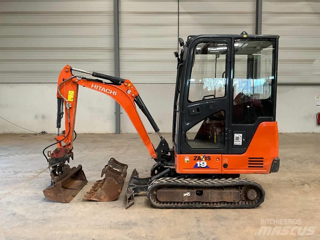 Hitachi ZX 19-6 CR Mini pelle < 7t