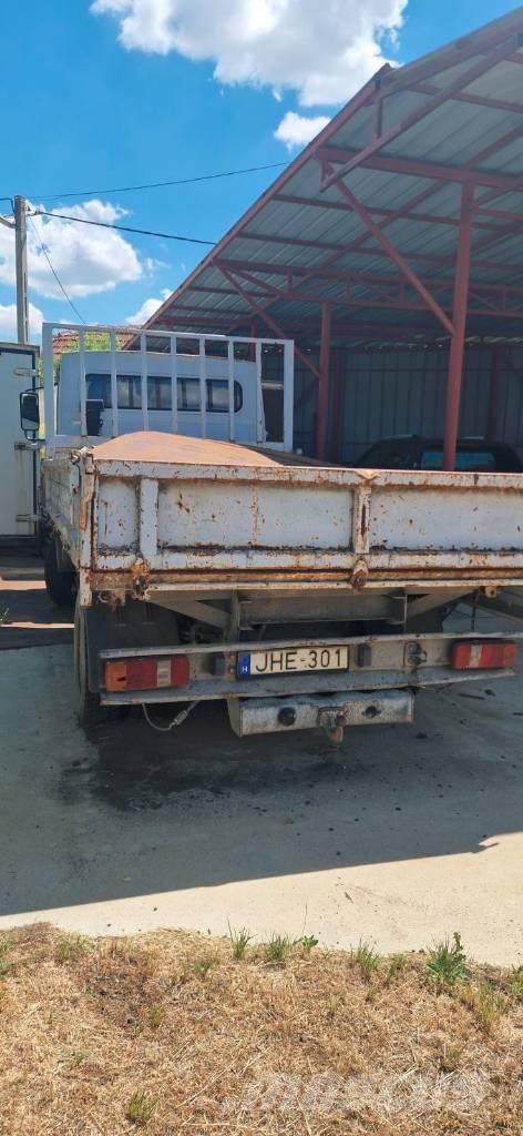 Nissan ECO T 135 Camion benne