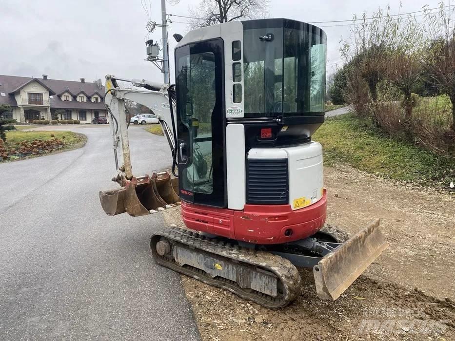 Takeuchi TB 23 R Mini pelle < 7t