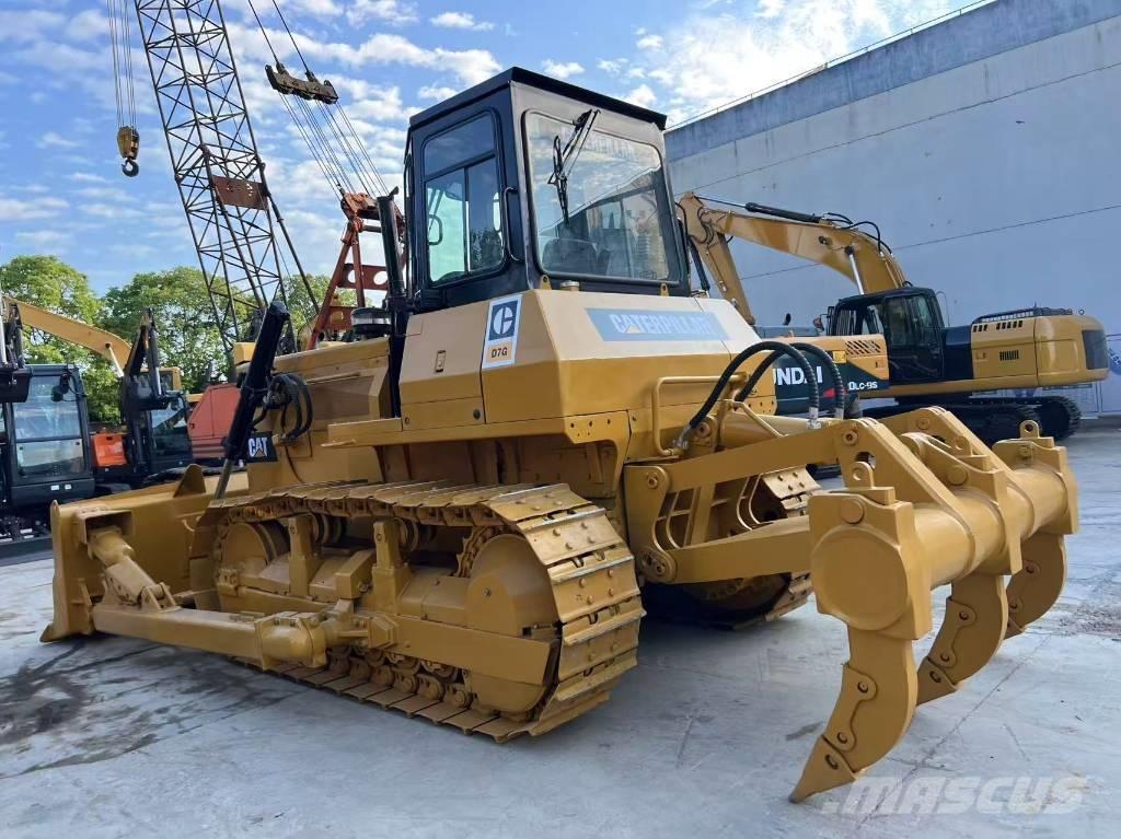 CAT D 7 G Bouteurs sur chenilles