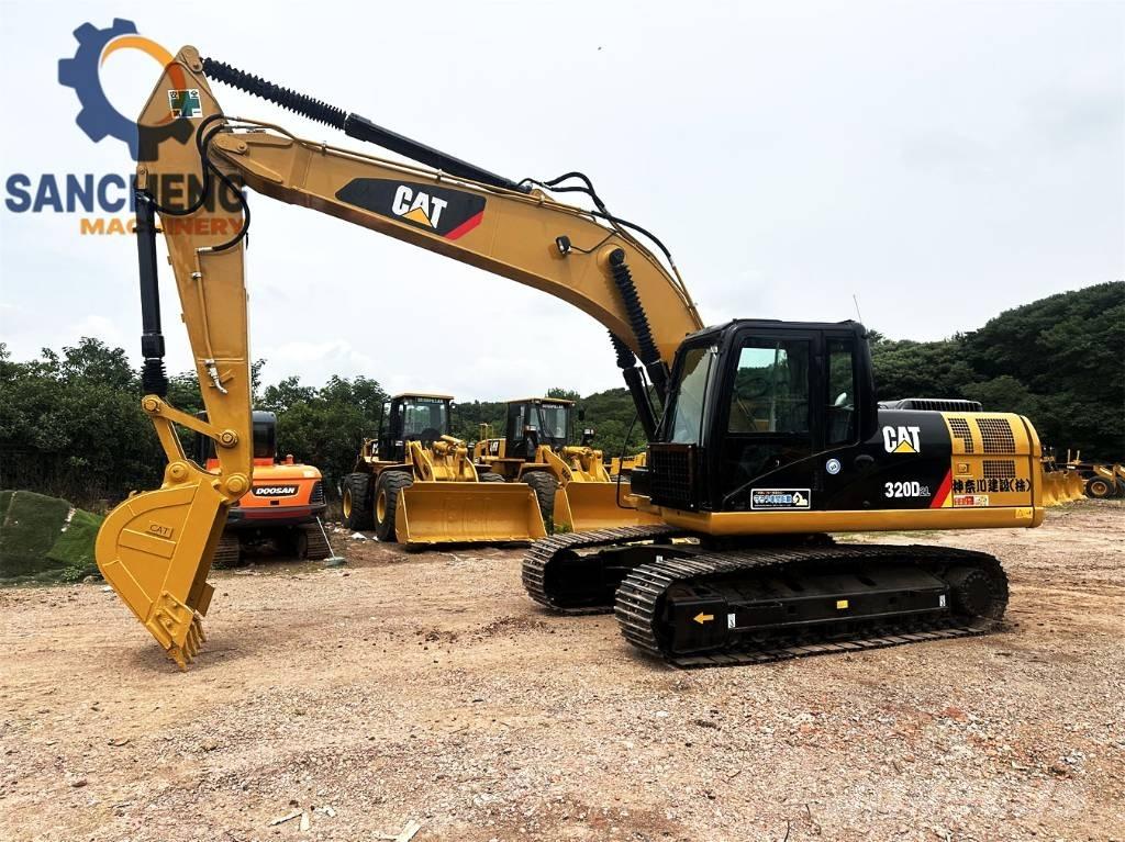 CAT 320 DL Pelle sur chenilles