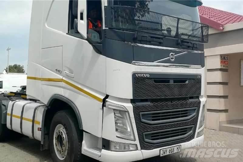 Volvo FH 440 Autre camion