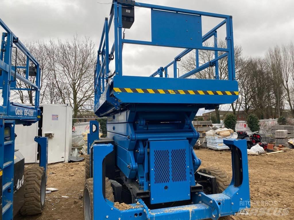 Genie GS 4390 RT Nacelle ciseaux
