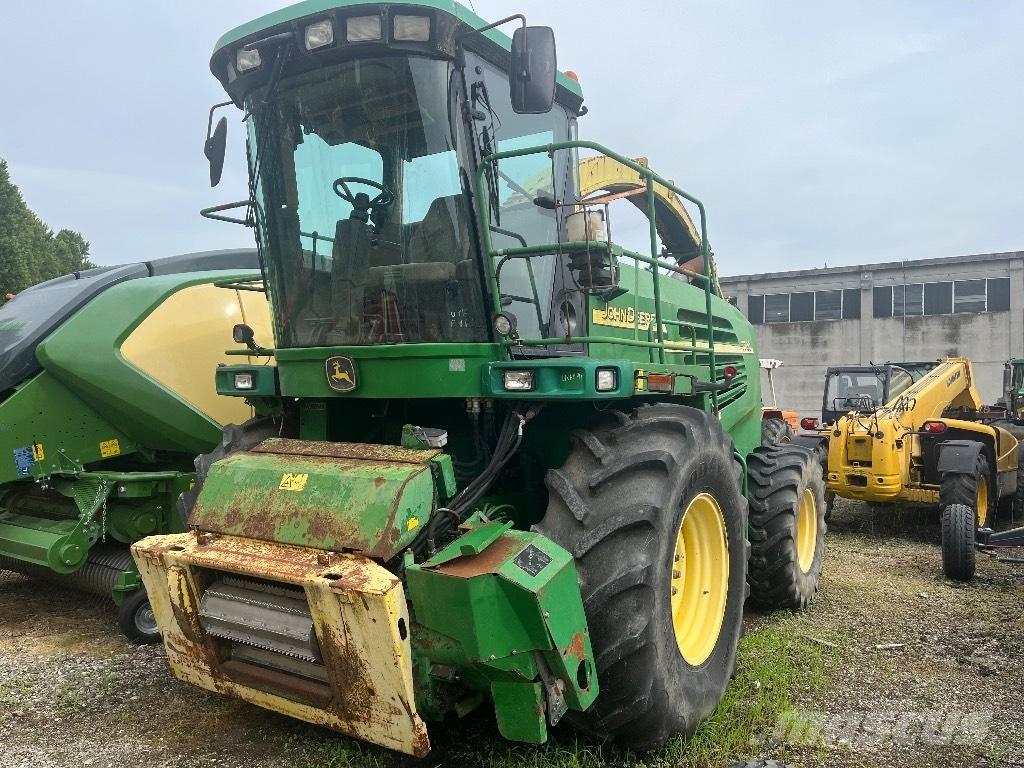 John Deere 7700 Ensileuse automotrice