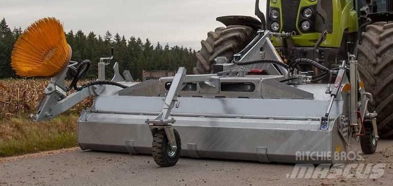  Kehrmaschine Typ 600 Balayeuse / Autolaveuse