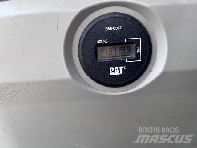 CAT 323 EL Pelle sur chenilles