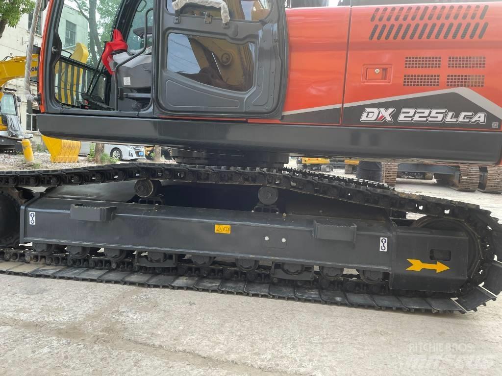 Doosan DX 225 Mini pelle 7t-12t