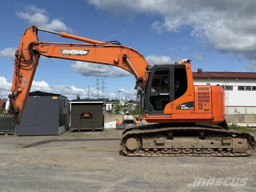 Doosan DX 235 LC Pelle sur chenilles