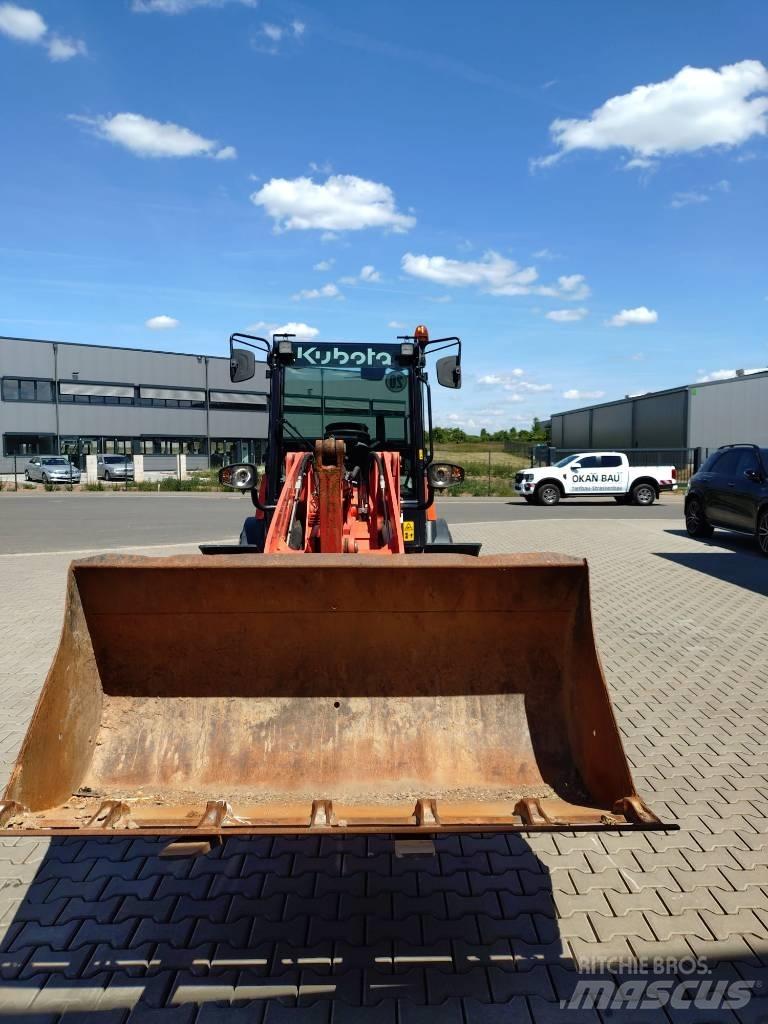 Kubota R 090 Chargeuse sur pneus