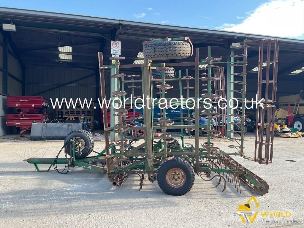 Wibergs BASTANT 860 Déchaumeur, cultivateur