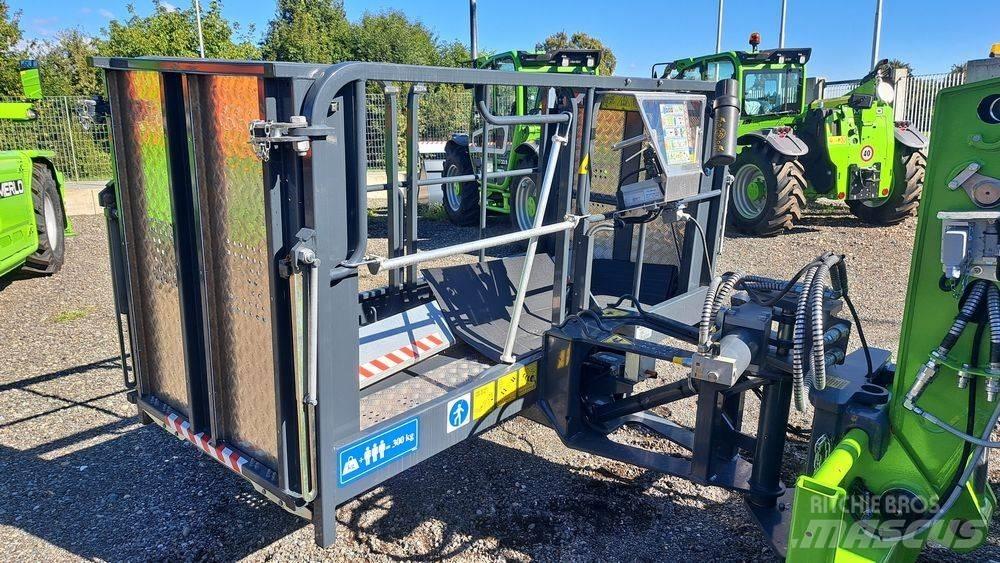 Merlo P40.17 PLUS Chariot télescopique