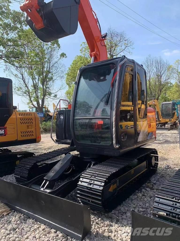 Hitachi ZX 70 Pelle sur chenilles