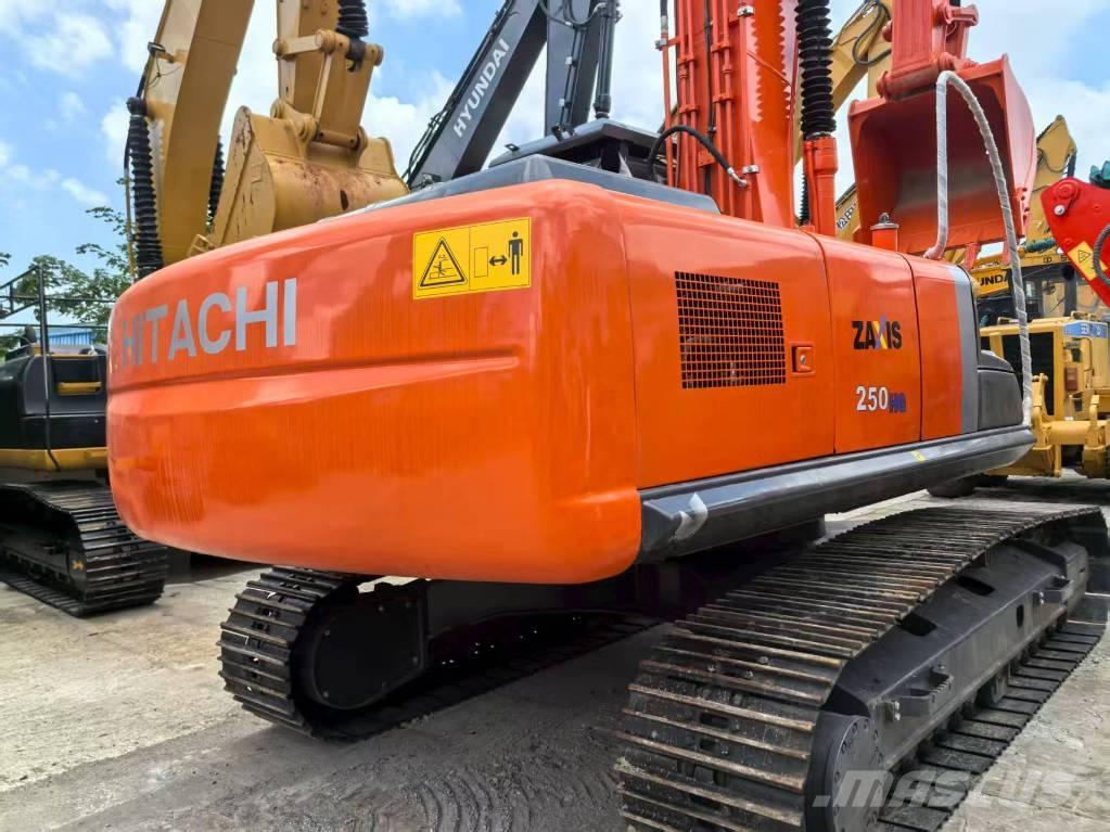 Hitachi ZX 250-3 G Pelle sur chenilles
