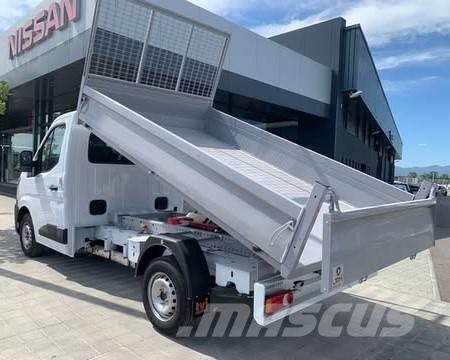 Nissan 3500 Camion benne