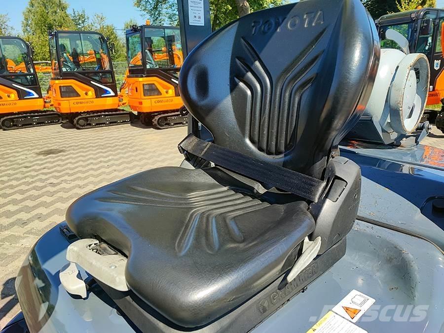 Toyota 02-8FGF25 Chariots GPL