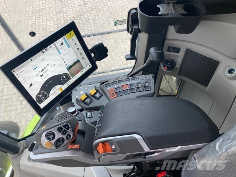CLAAS TRION 640 Moissonneuse batteuse
