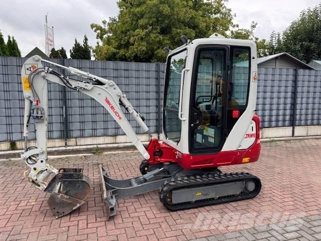 Takeuchi TB 320 Mini pelle < 7t