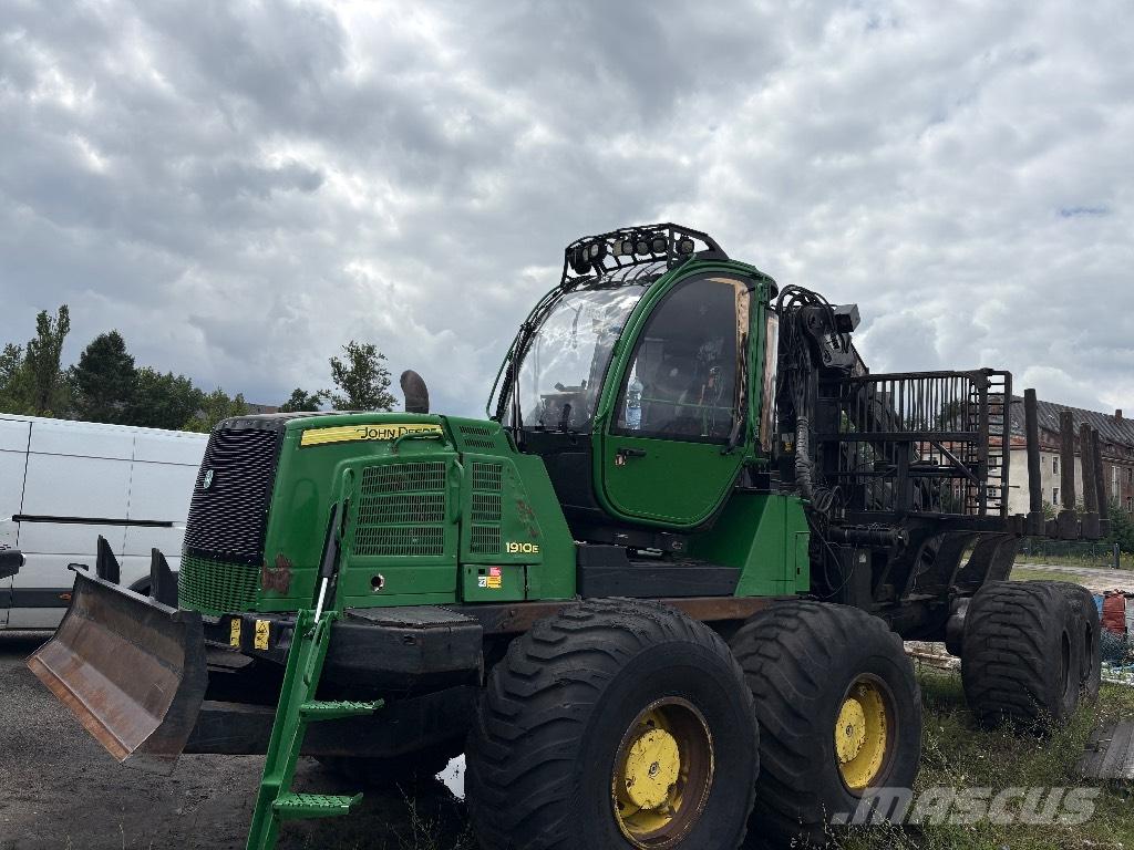 John Deere 1910E Porteur