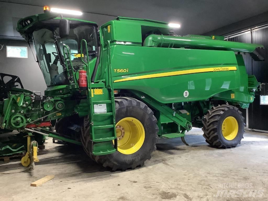 John Deere T 560 i Moissonneuse batteuse