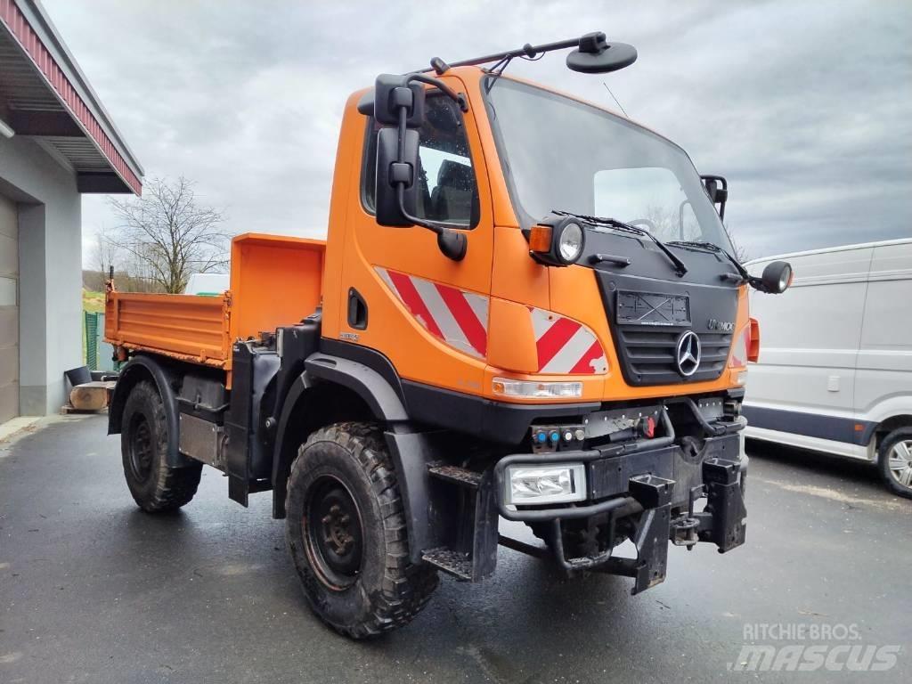 Mercedes-Benz U20 Utilitaire porte-outils