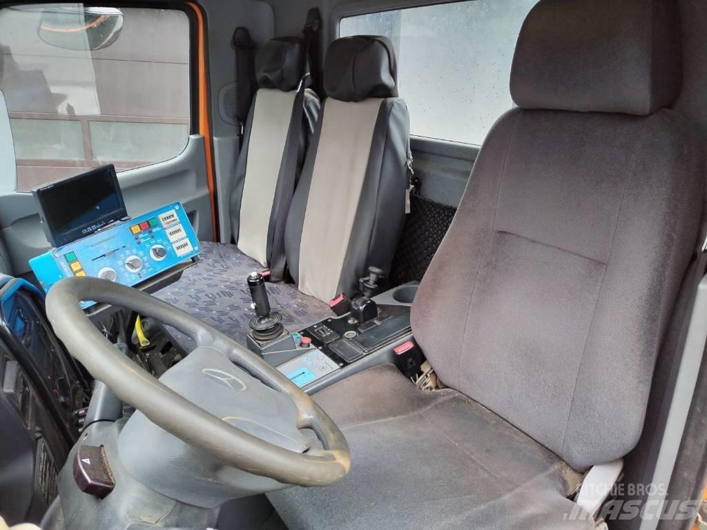 Mercedes-Benz U20 Utilitaire porte-outils