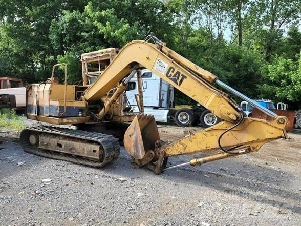 CAT E 70 B Pelle sur chenilles