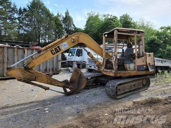 CAT E 70 B Pelle sur chenilles