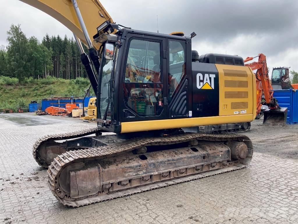 CAT 326 F L Pelle sur chenilles