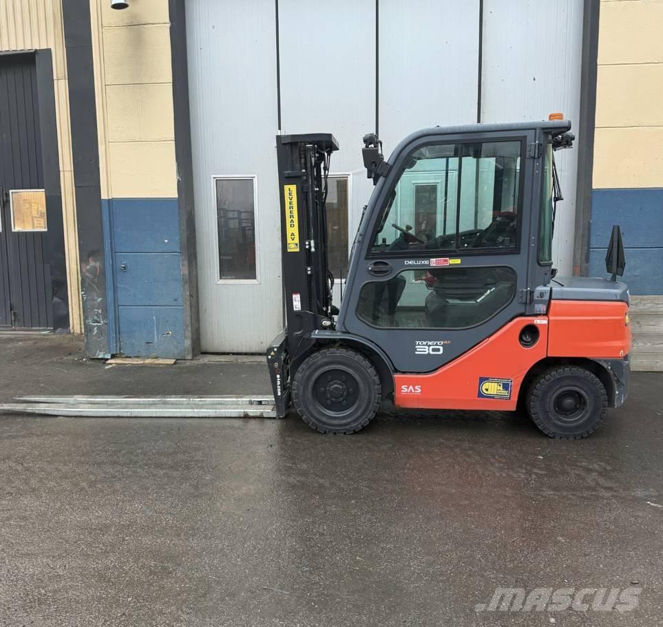 Toyota truck 8FD30F Chariots diesel