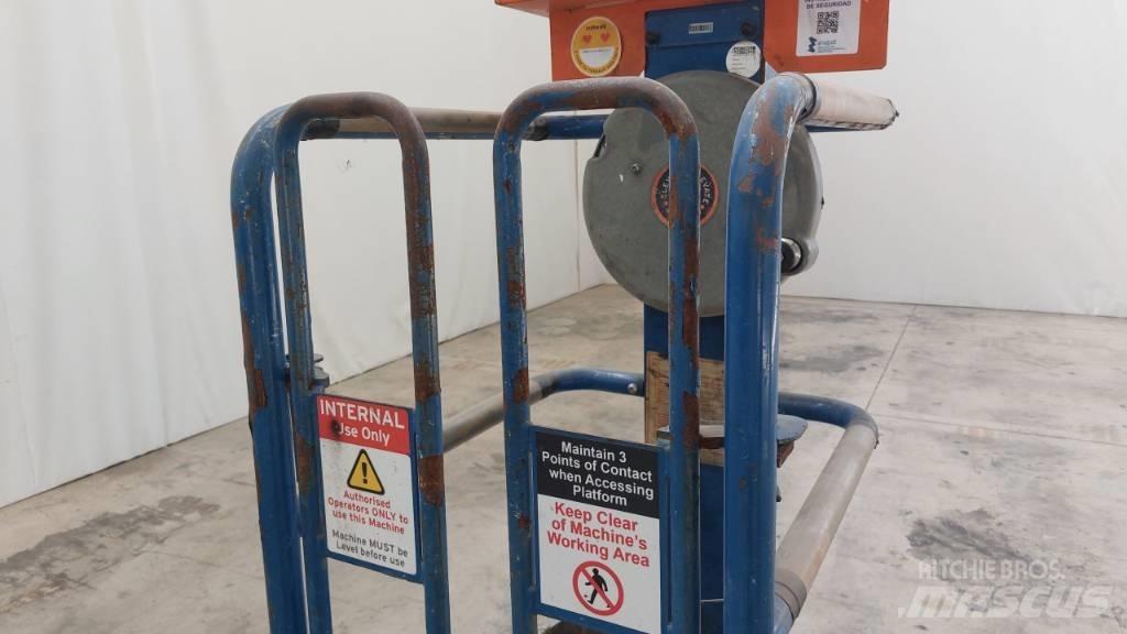 JLG Peco Lift Mât vertical
