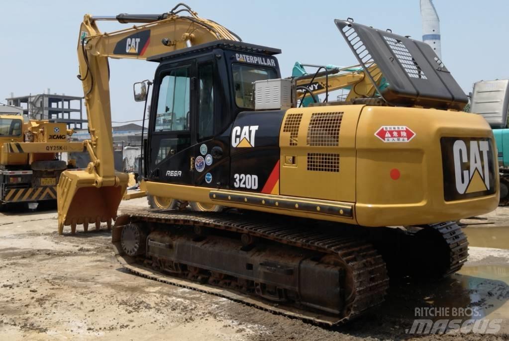 CAT 320d Pelle sur chenilles