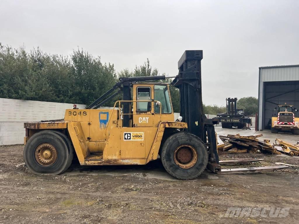 CAT V 550 Chariots diesel