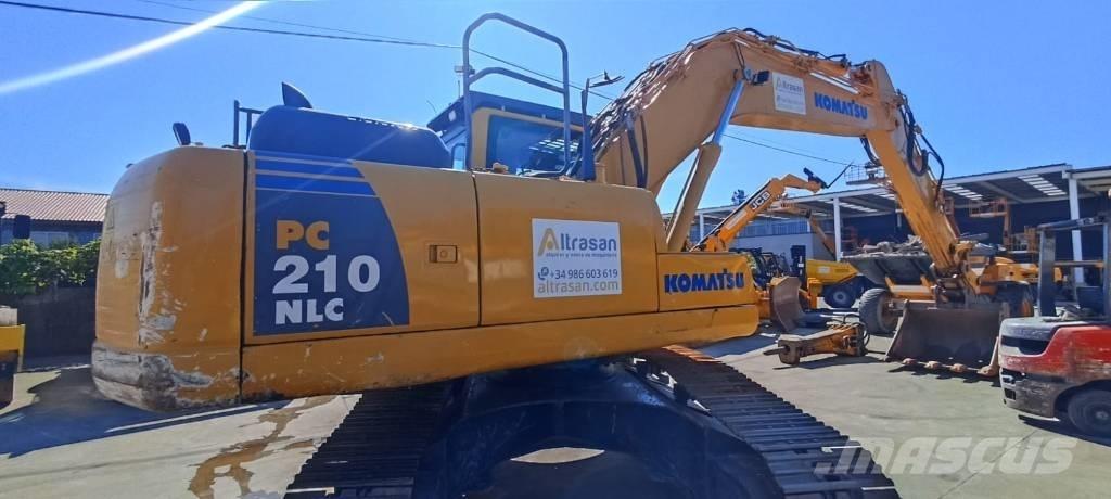Komatsu PC 210 NLC-8 Pelle sur chenilles