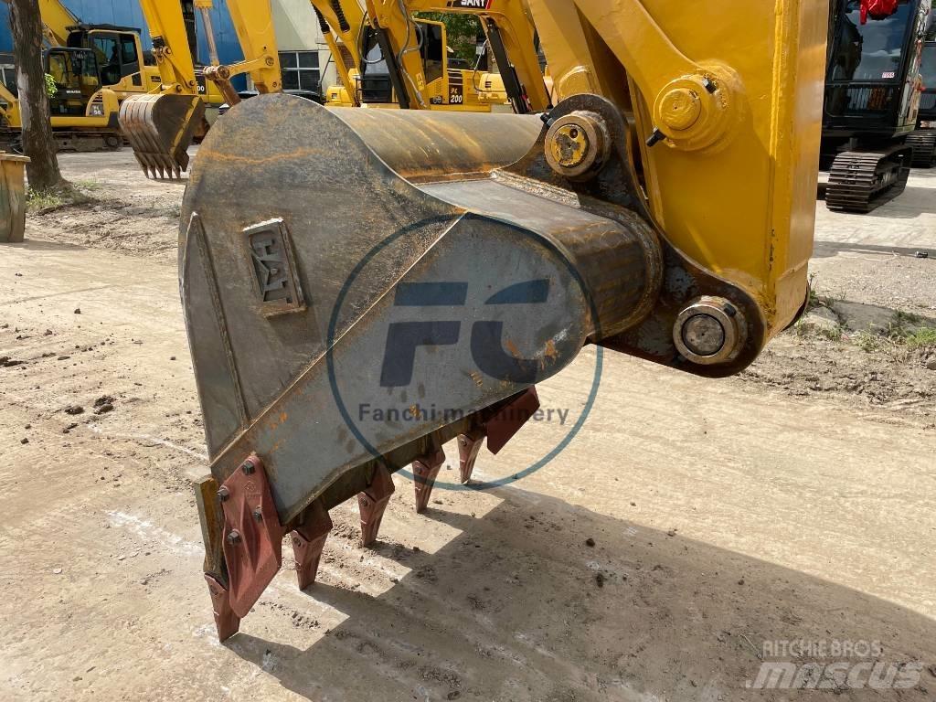 CAT 320 D 2 Mini pelle 7t-12t