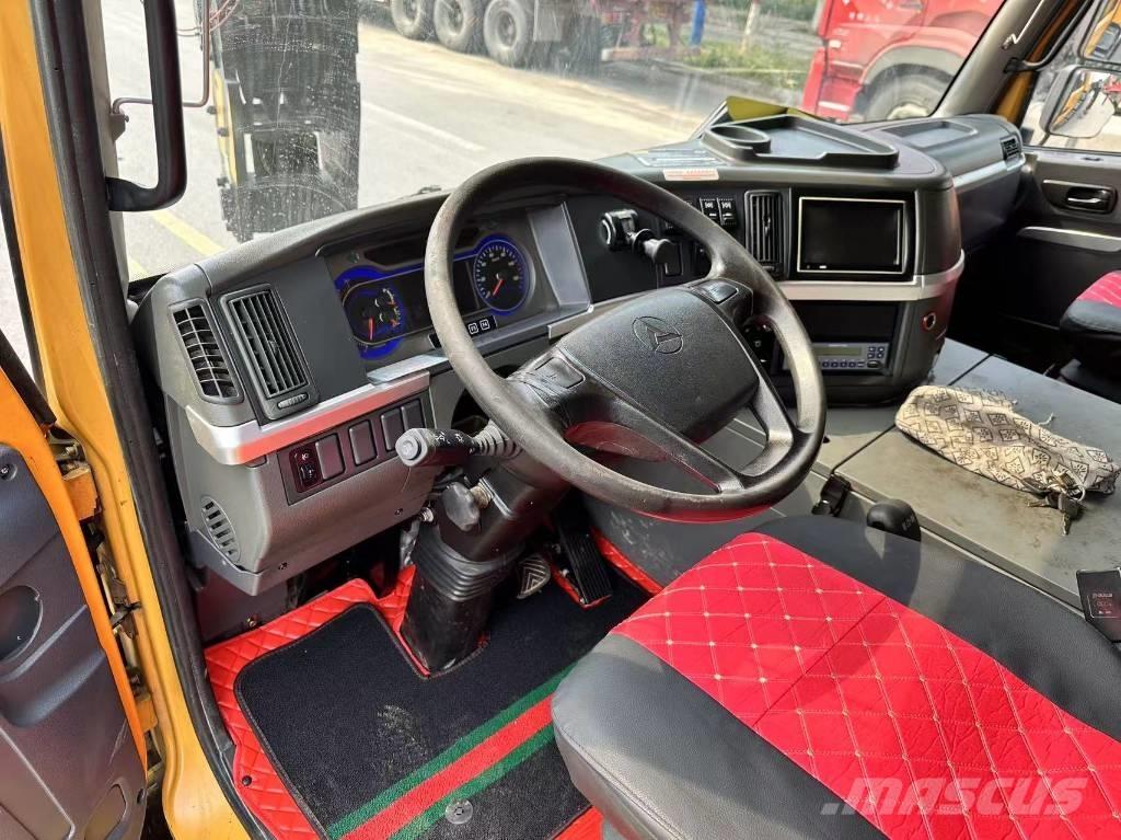 Sany STC1000T Grues tout terrain