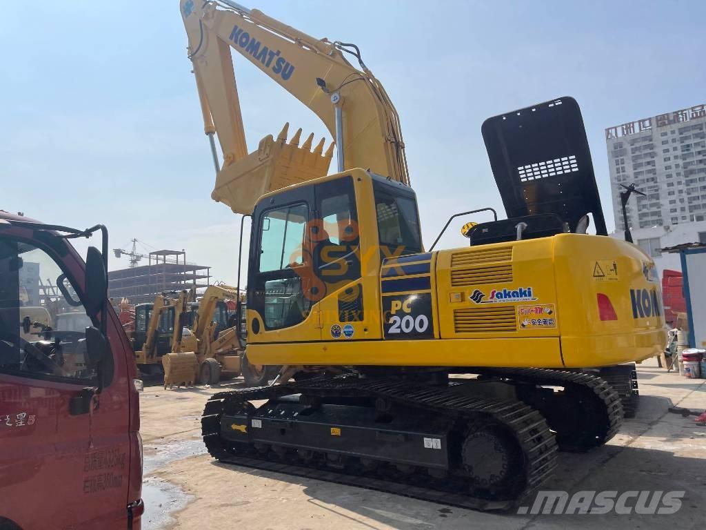 Komatsu PC 200-8 Pelle sur chenilles